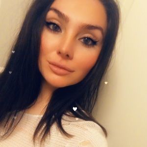 Meet your Posher, Layken